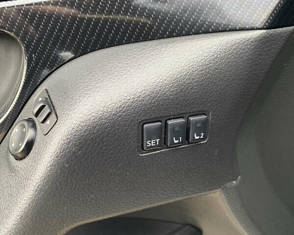 Серый Ниссан Rogue, объемом двигателя 2.5 л и пробегом 170 тыс. км за 14999 $, фото 16 на Automoto.ua