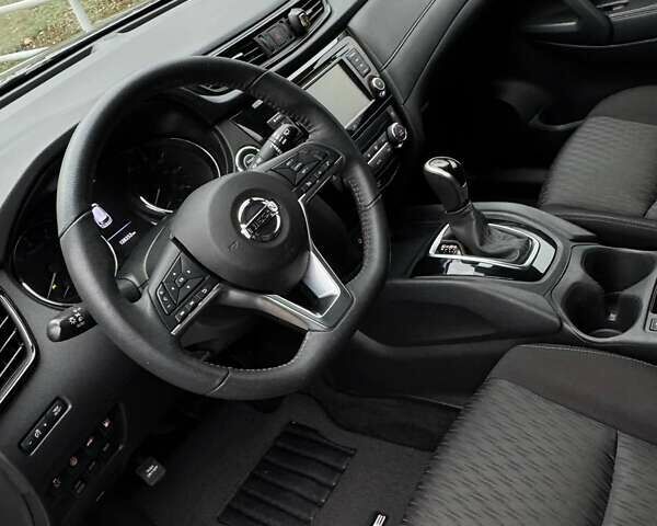 Серый Ниссан Rogue, объемом двигателя 2.49 л и пробегом 128 тыс. км за 14950 $, фото 16 на Automoto.ua