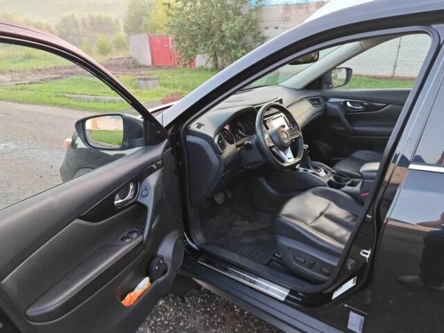 Серый Ниссан Rogue, объемом двигателя 2.5 л и пробегом 50 тыс. км за 12000 $, фото 3 на Automoto.ua