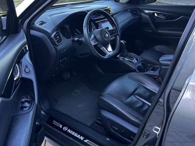 Сірий Ніссан Rogue, об'ємом двигуна 2.5 л та пробігом 112 тис. км за 17182 $, фото 11 на Automoto.ua