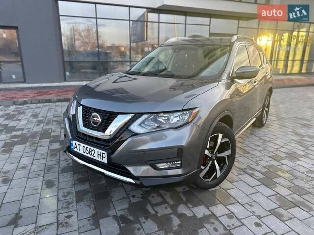 Серый Ниссан Rogue, объемом двигателя 2.49 л и пробегом 89 тыс. км за 15500 $, фото 1 на Automoto.ua