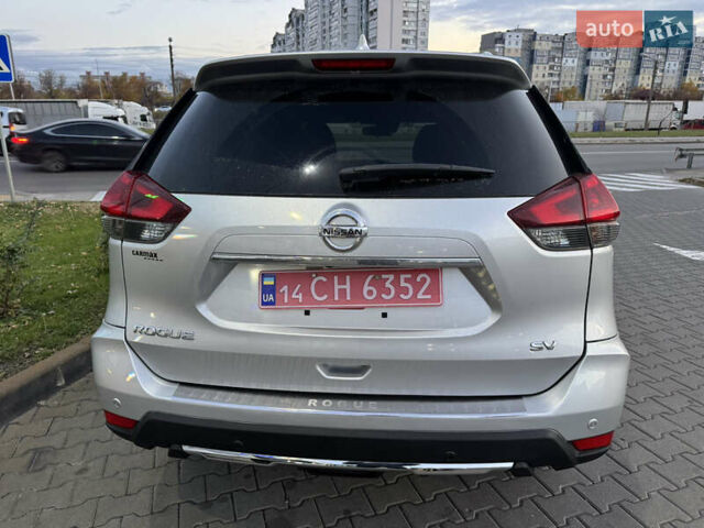 Ниссан Rogue 2019 в Киеве на Automoto.ua Серый Ниссан Rogue, объемом двигателя 2.5 л и пробегом 135 тыс. км за 14999 $, фото 9 на Automoto.ua