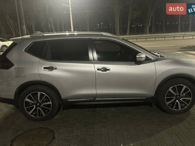 Серый Ниссан Rogue, объемом двигателя 2.49 л и пробегом 55 тыс. км за 15700 $, фото 21 на Automoto.ua