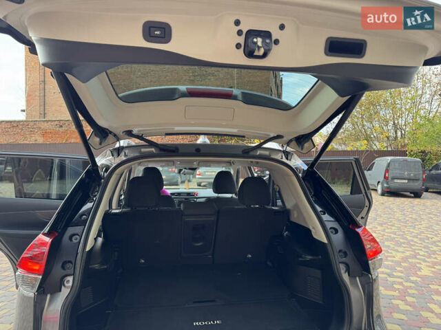 Сірий Ніссан Rogue, об'ємом двигуна 2.49 л та пробігом 61 тис. км за 17000 $, фото 37 на Automoto.ua