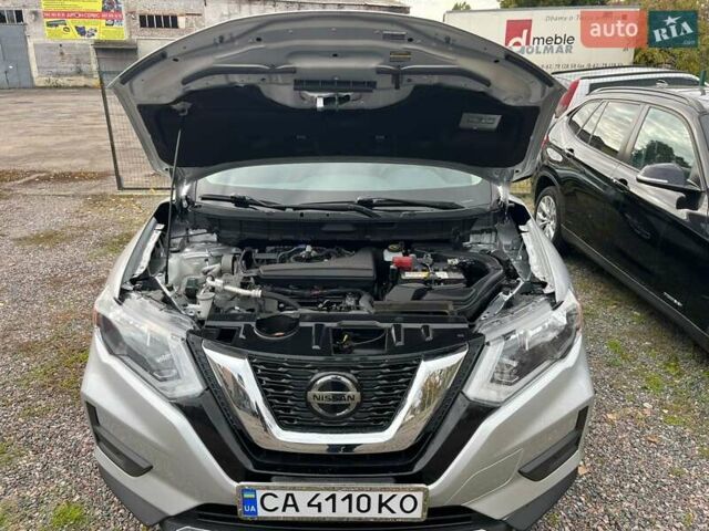 Серый Ниссан Rogue, объемом двигателя 2.49 л и пробегом 123 тыс. км за 15800 $, фото 1 на Automoto.ua