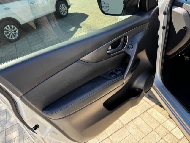 Серый Ниссан Rogue, объемом двигателя 2 л и пробегом 110 тыс. км за 14500 $, фото 6 на Automoto.ua