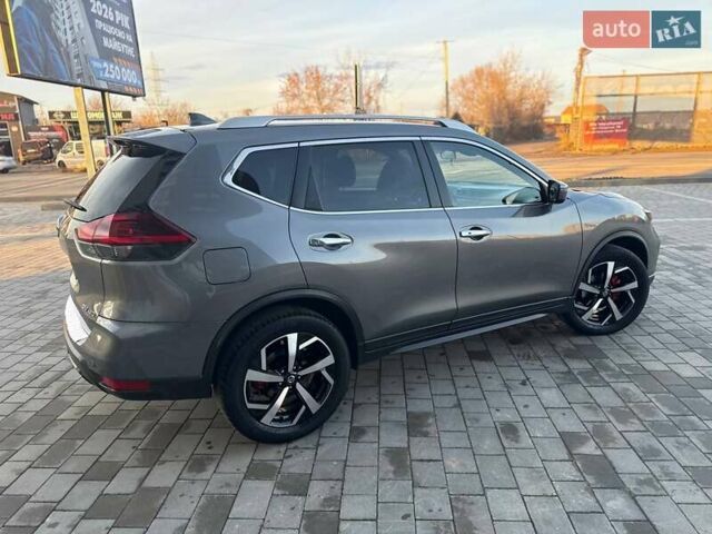 Серый Ниссан Rogue, объемом двигателя 2.49 л и пробегом 89 тыс. км за 15500 $, фото 6 на Automoto.ua