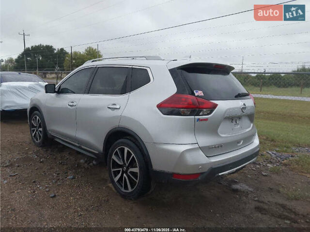 Серый Ниссан Rogue, объемом двигателя 2.49 л и пробегом 155 тыс. км за 2700 $, фото 2 на Automoto.ua