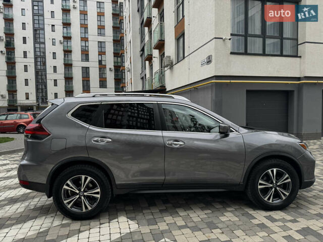 Сірий Ніссан Rogue, об'ємом двигуна 2.5 л та пробігом 115 тис. км за 16900 $, фото 8 на Automoto.ua
