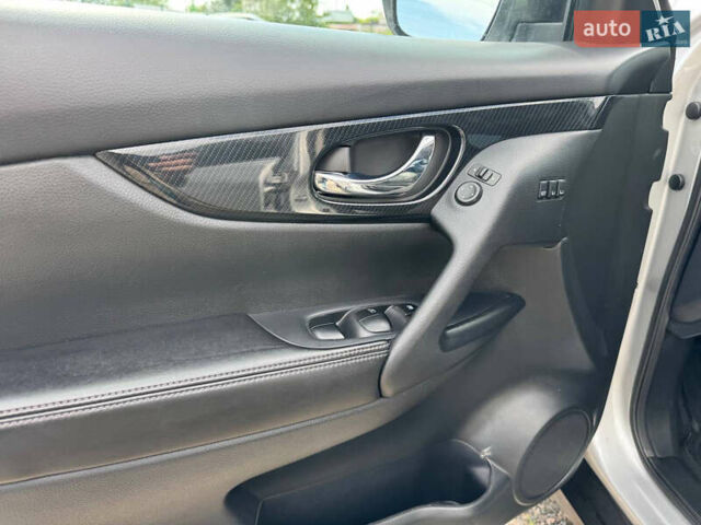 Сірий Ніссан Rogue, об'ємом двигуна 2.49 л та пробігом 115 тис. км за 16500 $, фото 19 на Automoto.ua