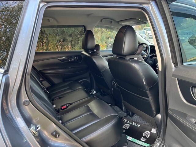 Серый Ниссан Rogue, объемом двигателя 2.5 л и пробегом 109 тыс. км за 18900 $, фото 16 на Automoto.ua