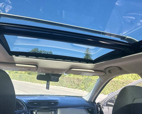 Серый Ниссан Rogue, объемом двигателя 2.49 л и пробегом 74 тыс. км за 16999 $, фото 11 на Automoto.ua