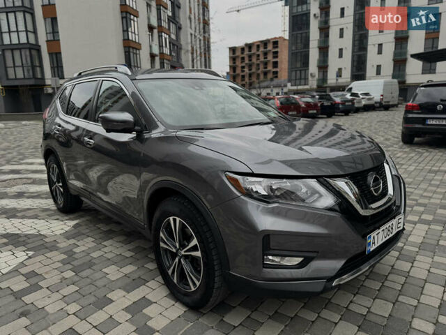 Сірий Ніссан Rogue, об'ємом двигуна 2.5 л та пробігом 115 тис. км за 16900 $, фото 7 на Automoto.ua