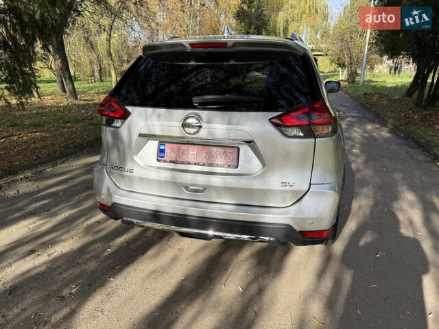 Серый Ниссан Rogue, объемом двигателя 2.49 л и пробегом 148 тыс. км за 14900 $, фото 11 на Automoto.ua