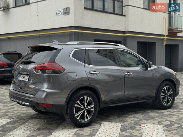 Сірий Ніссан Rogue, об'ємом двигуна 2.5 л та пробігом 115 тис. км за 16900 $, фото 17 на Automoto.ua