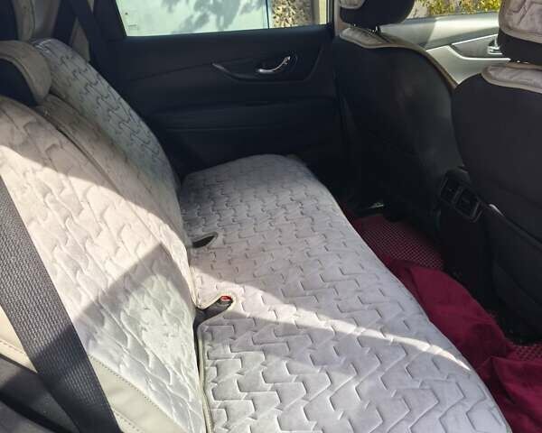 Сірий Ніссан Rogue, об'ємом двигуна 2.49 л та пробігом 76 тис. км за 17700 $, фото 14 на Automoto.ua