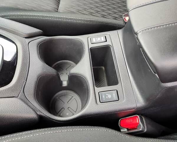 Сірий Ніссан Rogue, об'ємом двигуна 2.49 л та пробігом 15 тис. км за 18300 $, фото 16 на Automoto.ua