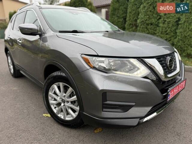 Ниссан Rogue 2019 в Киеве на Automoto.ua Серый Ниссан Rogue, объемом двигателя 2.49 л и пробегом 146 тыс. км за 14200 $, фото 14 на Automoto.ua