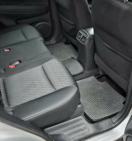 Серый Ниссан Rogue, объемом двигателя 2.49 л и пробегом 116 тыс. км за 15700 $, фото 20 на Automoto.ua