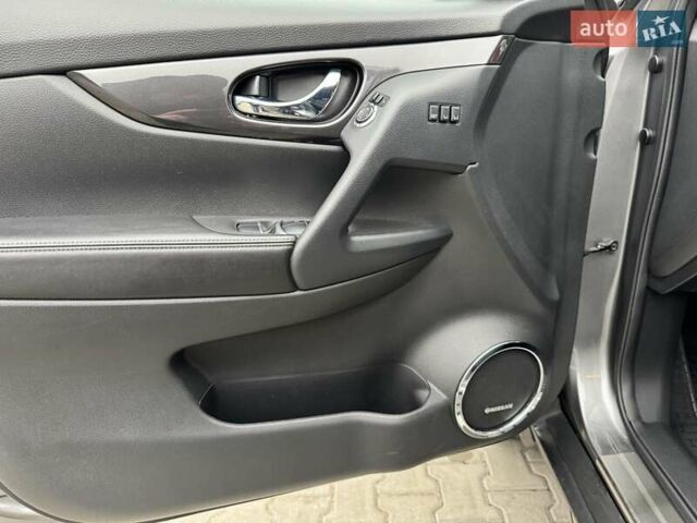 Серый Ниссан Rogue, объемом двигателя 2.49 л и пробегом 89 тыс. км за 16300 $, фото 17 на Automoto.ua