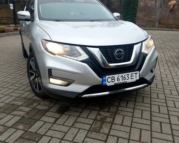 Серый Ниссан Rogue, объемом двигателя 2.49 л и пробегом 134 тыс. км за 15600 $, фото 1 на Automoto.ua