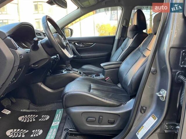 Серый Ниссан Rogue, объемом двигателя 2.49 л и пробегом 109 тыс. км за 18900 $, фото 8 на Automoto.ua