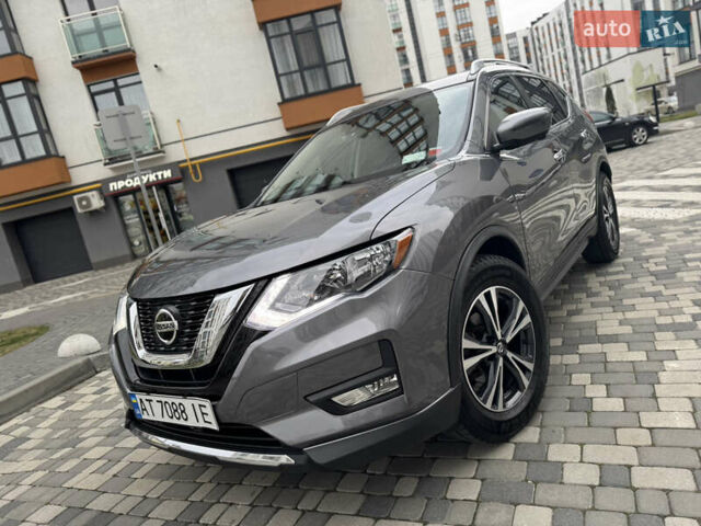 Сірий Ніссан Rogue, об'ємом двигуна 2.5 л та пробігом 115 тис. км за 16900 $, фото 15 на Automoto.ua