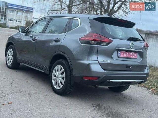 Серый Ниссан Rogue, объемом двигателя 2.49 л и пробегом 256 тыс. км за 15000 $, фото 15 на Automoto.ua