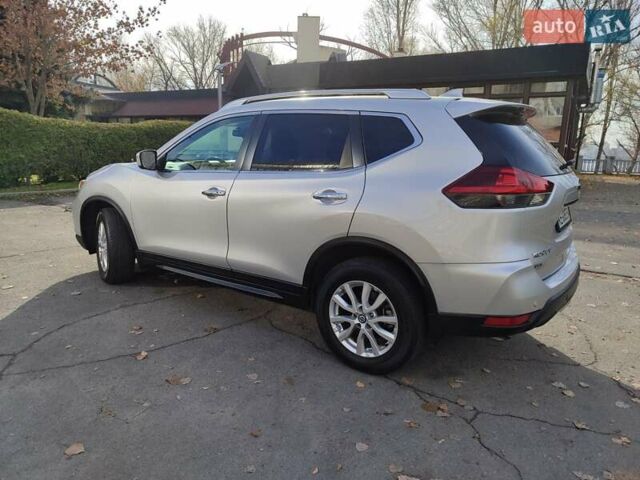 Сірий Ніссан Rogue, об'ємом двигуна 2.49 л та пробігом 15 тис. км за 18300 $, фото 2 на Automoto.ua