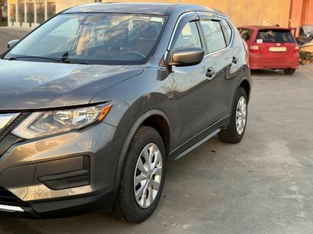Серый Ниссан Rogue, объемом двигателя 2.5 л и пробегом 110 тыс. км за 9800 $, фото 1 на Automoto.ua