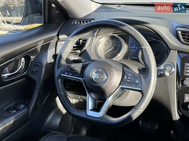 Серый Ниссан Rogue, объемом двигателя 2.49 л и пробегом 180 тыс. км за 15500 $, фото 22 на Automoto.ua