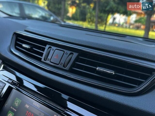 Сірий Ніссан Rogue, об'ємом двигуна 2.49 л та пробігом 174 тис. км за 14950 $, фото 76 на Automoto.ua