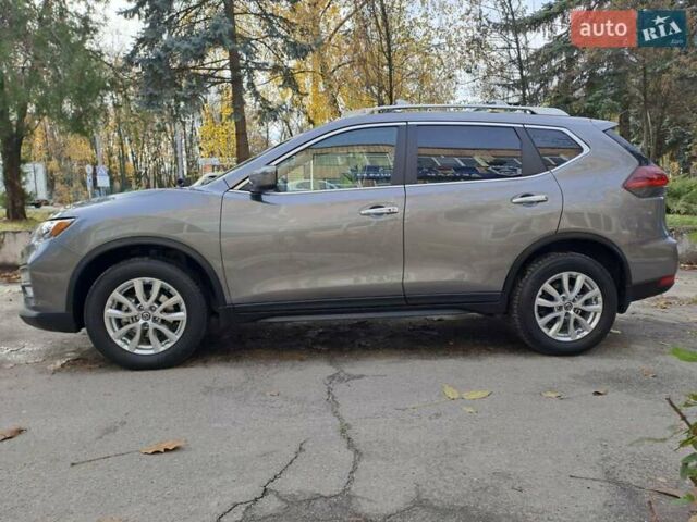 Серый Ниссан Rogue, объемом двигателя 2.5 л и пробегом 274 тыс. км за 14800 $, фото 14 на Automoto.ua