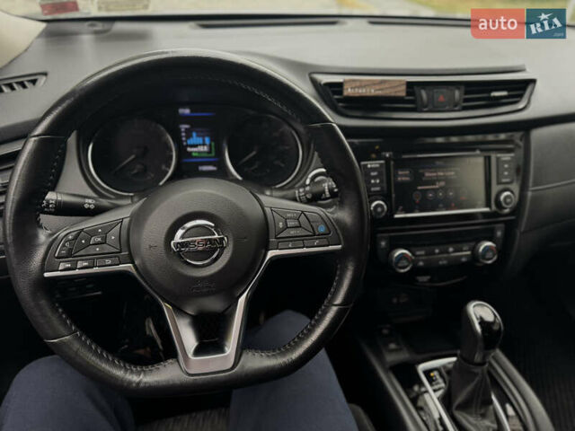 Сірий Ніссан Rogue, об'ємом двигуна 2.5 л та пробігом 115 тис. км за 16900 $, фото 29 на Automoto.ua
