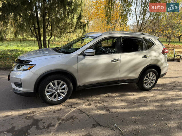 Серый Ниссан Rogue, объемом двигателя 2.49 л и пробегом 148 тыс. км за 14900 $, фото 19 на Automoto.ua