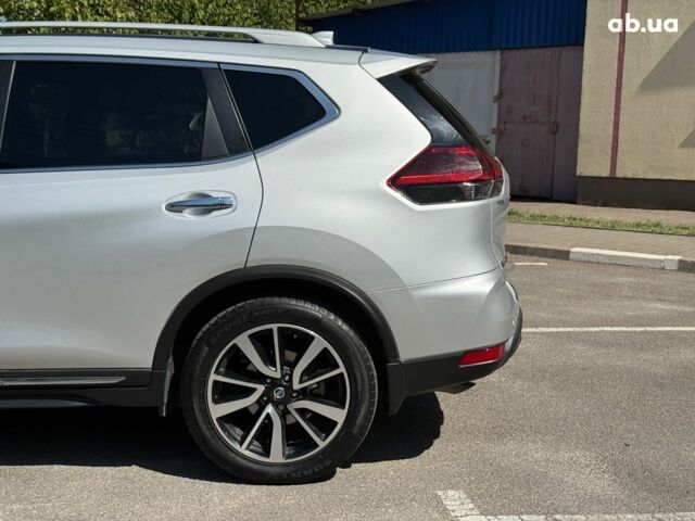 Сірий Ніссан Rogue, об'ємом двигуна 2.5 л та пробігом 78 тис. км за 18690 $, фото 9 на Automoto.ua