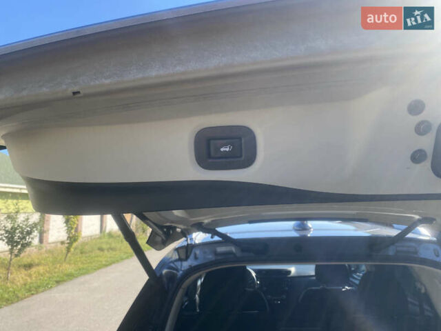 Сірий Ніссан Rogue, об'ємом двигуна 2.49 л та пробігом 217 тис. км за 15900 $, фото 14 на Automoto.ua