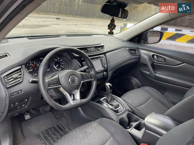 Сірий Ніссан Rogue, об'ємом двигуна 2.5 л та пробігом 140 тис. км за 11700 $, фото 10 на Automoto.ua