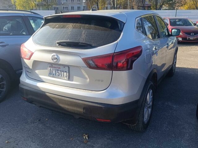 Серый Ниссан Rogue, объемом двигателя 2 л и пробегом 75 тыс. км за 14900 $, фото 2 на Automoto.ua