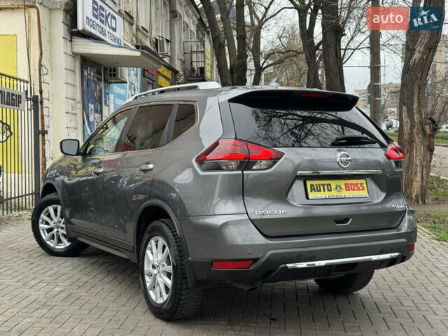 Серый Ниссан Rogue, объемом двигателя 2.49 л и пробегом 85 тыс. км за 15999 $, фото 9 на Automoto.ua