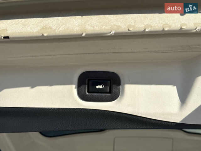 Серый Ниссан Rogue, объемом двигателя 2.49 л и пробегом 180 тыс. км за 15500 $, фото 29 на Automoto.ua