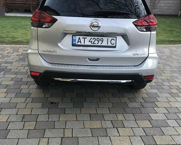 Серый Ниссан Rogue, объемом двигателя 2.5 л и пробегом 42 тыс. км за 16500 $, фото 1 на Automoto.ua