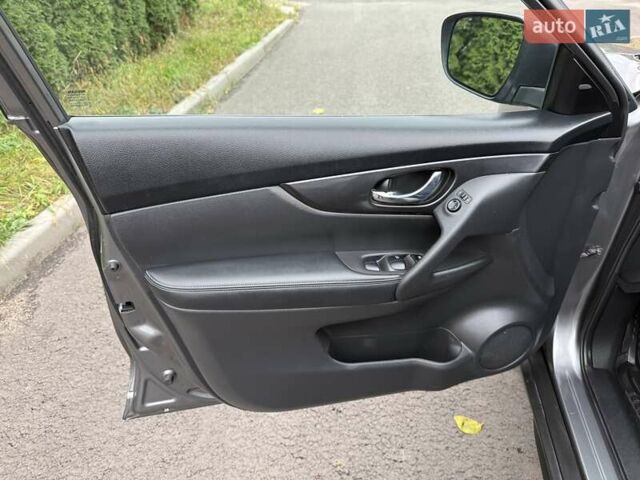 Ниссан Rogue 2019 в Киеве на Automoto.ua Серый Ниссан Rogue, объемом двигателя 2.49 л и пробегом 146 тыс. км за 14200 $, фото 16 на Automoto.ua