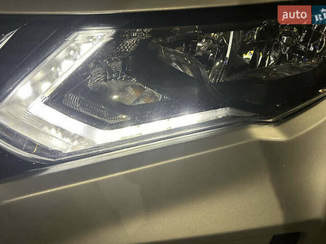 Серый Ниссан Rogue, объемом двигателя 2.49 л и пробегом 55 тыс. км за 15700 $, фото 31 на Automoto.ua