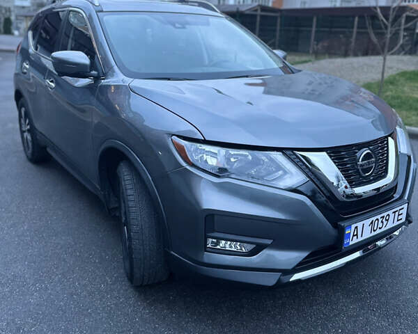 Серый Ниссан Rogue, объемом двигателя 2.49 л и пробегом 74 тыс. км за 16999 $, фото 5 на Automoto.ua