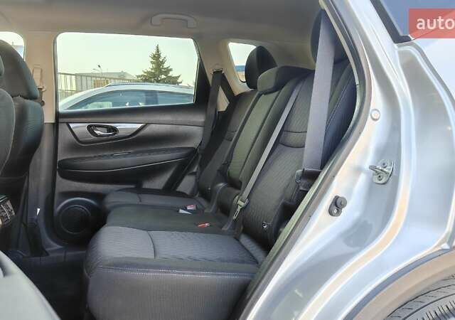 Сірий Ніссан Rogue, об'ємом двигуна 2.49 л та пробігом 152 тис. км за 14550 $, фото 19 на Automoto.ua