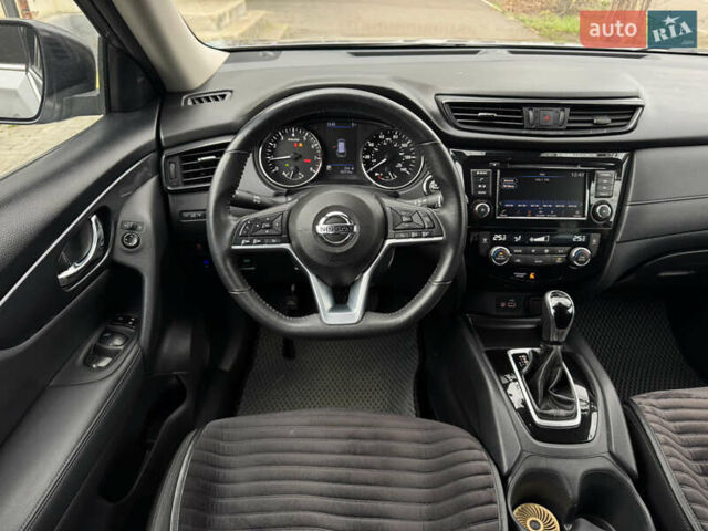 Серый Ниссан Rogue, объемом двигателя 2.49 л и пробегом 85 тыс. км за 15999 $, фото 22 на Automoto.ua
