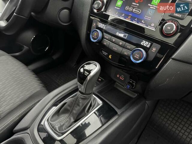 Серый Ниссан Rogue, объемом двигателя 2.49 л и пробегом 89 тыс. км за 16300 $, фото 27 на Automoto.ua