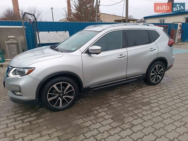 Серый Ниссан Rogue, объемом двигателя 2.49 л и пробегом 102 тыс. км за 16800 $, фото 1 на Automoto.ua