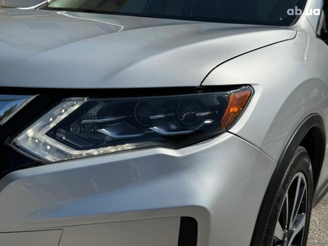 Сірий Ніссан Rogue, об'ємом двигуна 2.5 л та пробігом 78 тис. км за 18690 $, фото 8 на Automoto.ua